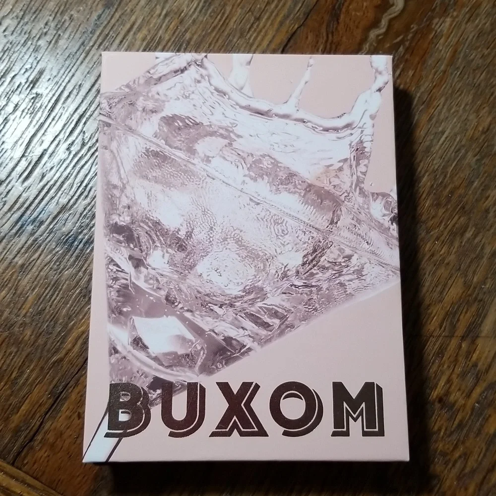 Buxom Eyeshadow Palette - Gold and Brown - Picture 4 of 7